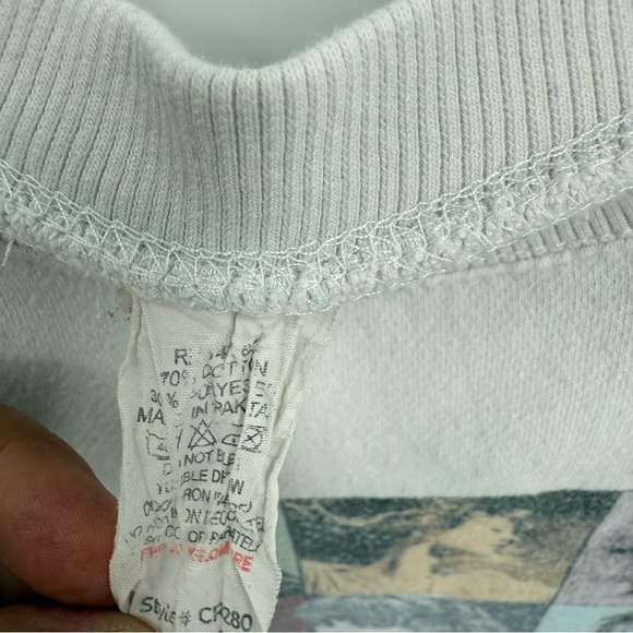 Taylor Swift The Eras Tour Sweatshirt Size Large Womens White Pullover Cotton - Picture 6 of 7